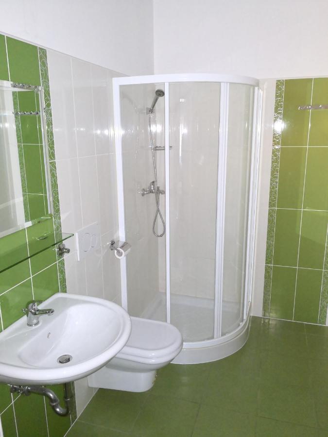 Gostilna Pri Dragici, Gostilna S Prenocisci, D.O.O. Hotel Sezana Bagian luar foto